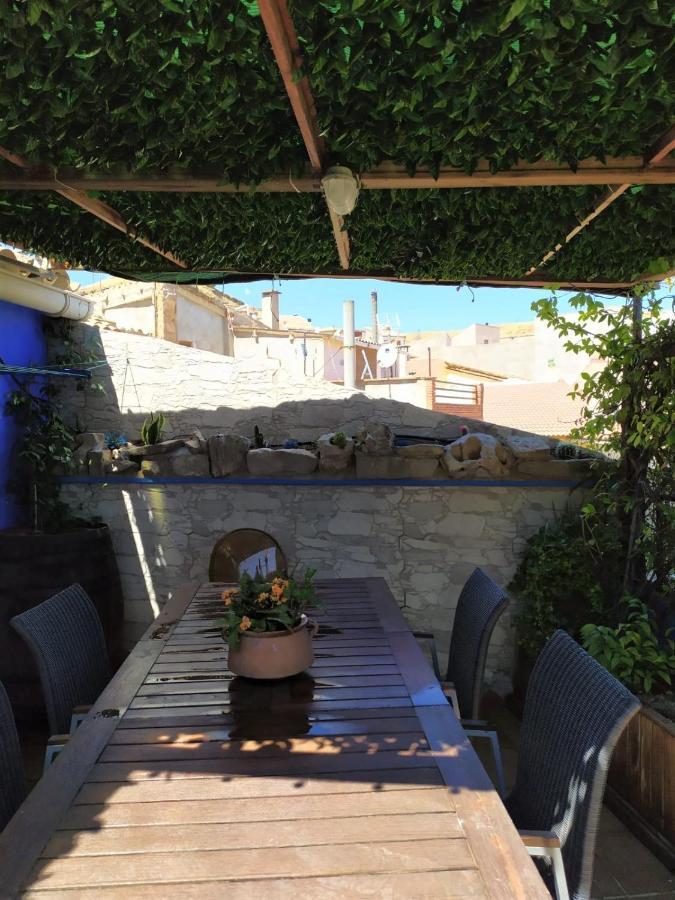 فندق Casa Escosa Albalate del Arzobispo المظهر الخارجي الصورة