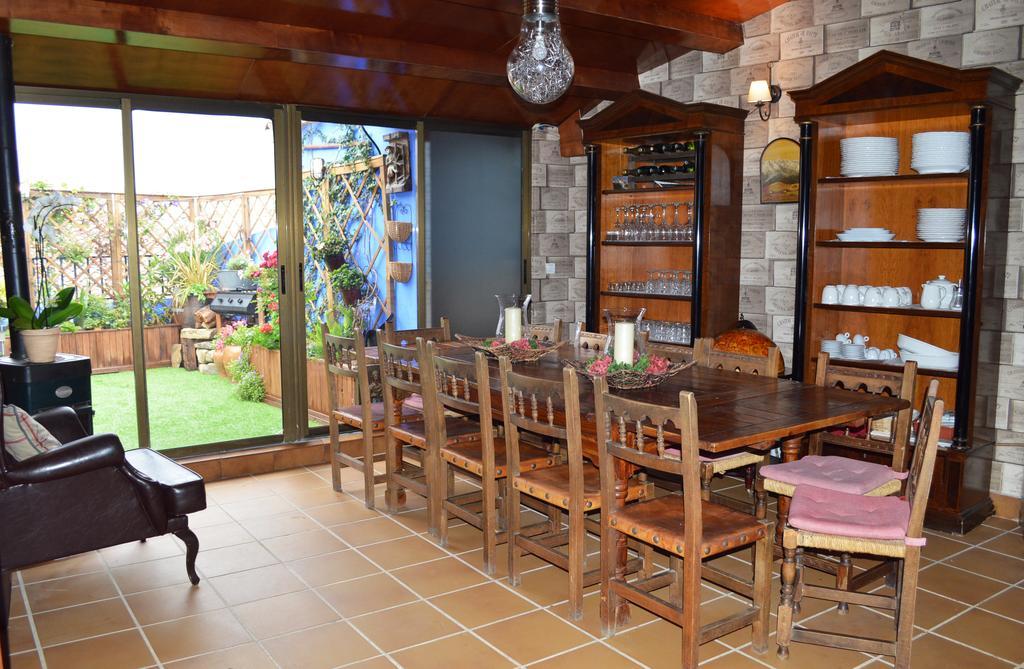فندق Casa Escosa Albalate del Arzobispo المظهر الخارجي الصورة
