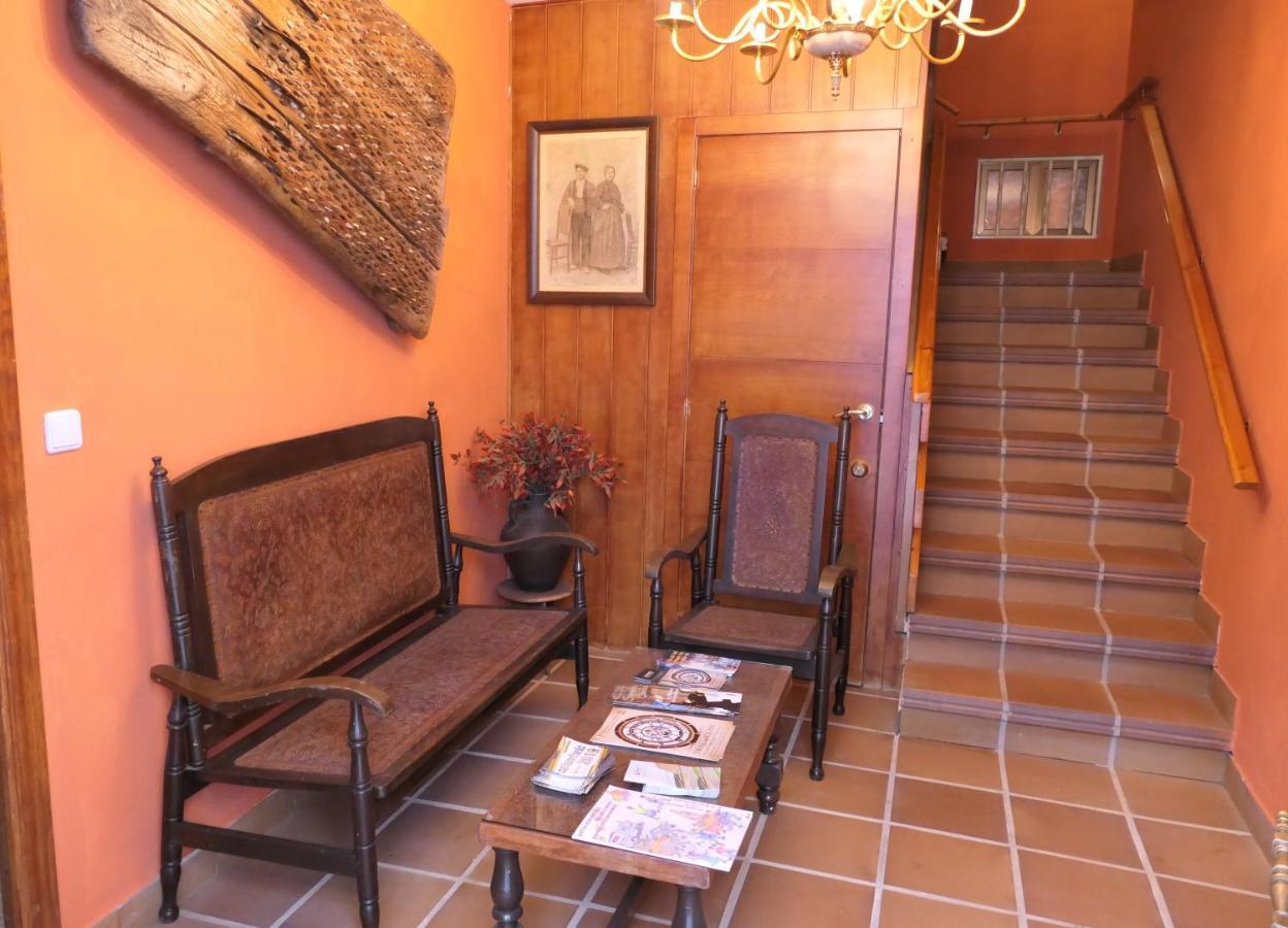 فندق Casa Escosa Albalate del Arzobispo المظهر الخارجي الصورة